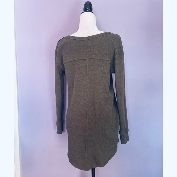 Aritzia TNA Green Los Santos Dress - Picture 6 of 6